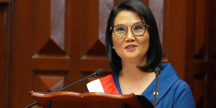 Keiko Fujimori übernimmt Präsidentenamt in Peru