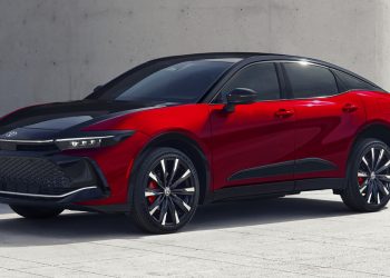 Toyota Crown 2027: Preissprung von 3.770 Dollar bei einer Variante