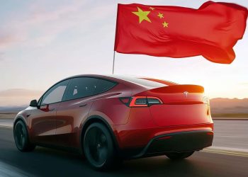 Musk dementiert Bericht über Tesla-SpaceX-Fusionspläne