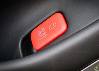 China zwingt Tesla zu Rückruf von fast drei Millionen Autos